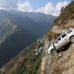 टेम्पो भीरबाट खसालिएको घटना