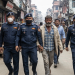 फरार प्रतिवादी पक्राउ